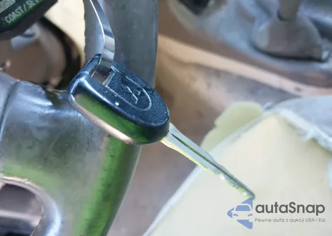 2001 Mitsubishi Montero Sport Ltd из США, поврежденный, VIN JA4MT41R41P049721